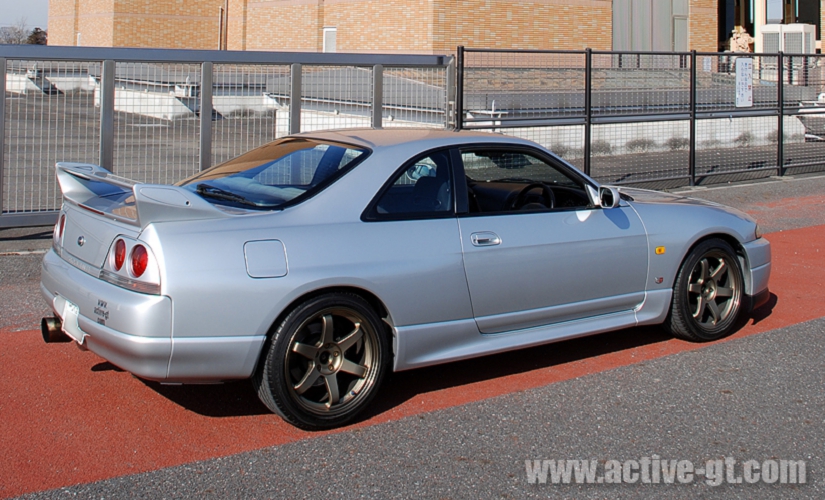 gtr33-003.jpg